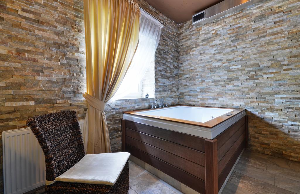 Hotel Richtr Фрідек-Містек Екстер'єр фото