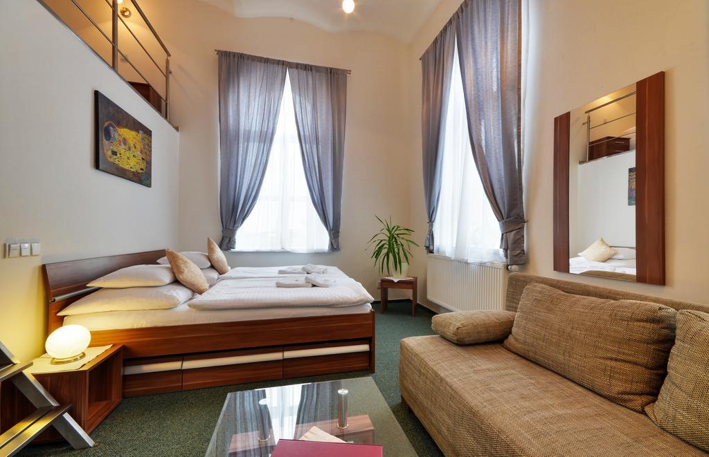 Hotel Richtr Фрідек-Містек Екстер'єр фото